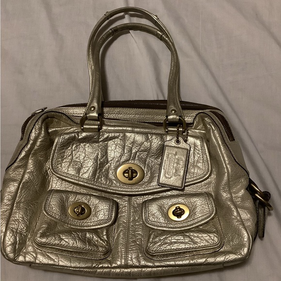 Coach - Picture 1 of 11